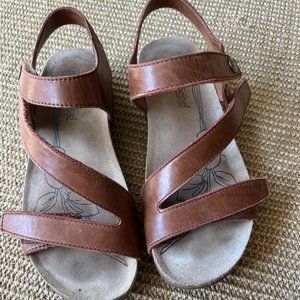 JOSEF SEIBEL 'Tonga' Leather Sandal